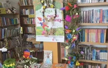Prace konkursowe wyeksponowane w bibliotece